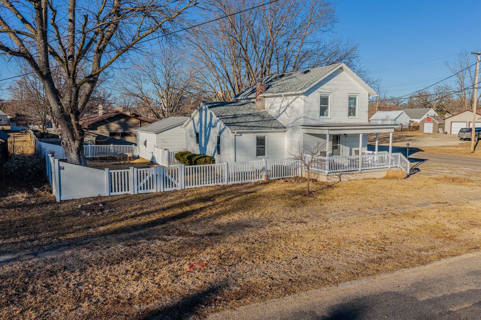 220 2nd Street Wyanet, IL 61379 - Photo 1 of 27