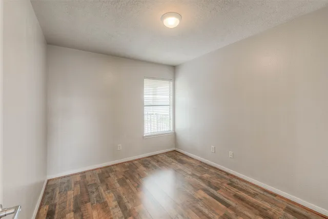 $159,900 | 445 Carolcrest Lane, Unit 421, Livingston, TX 77351