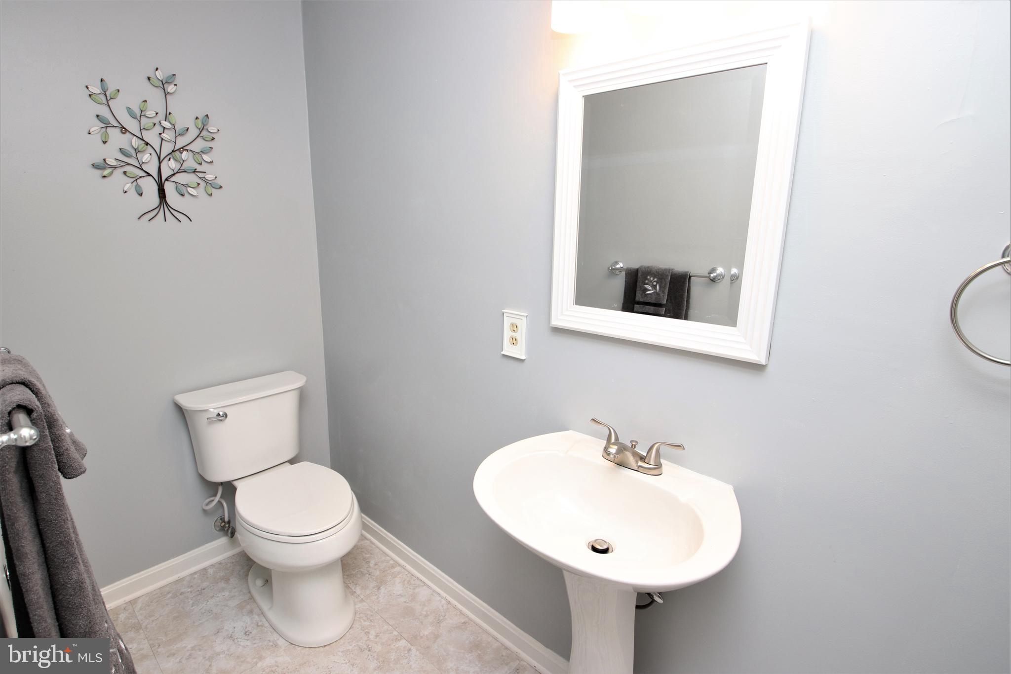 6531 Rimrock Road New Market, MD 21774 - Photo 17 of 45 Main Level Half Bathroom