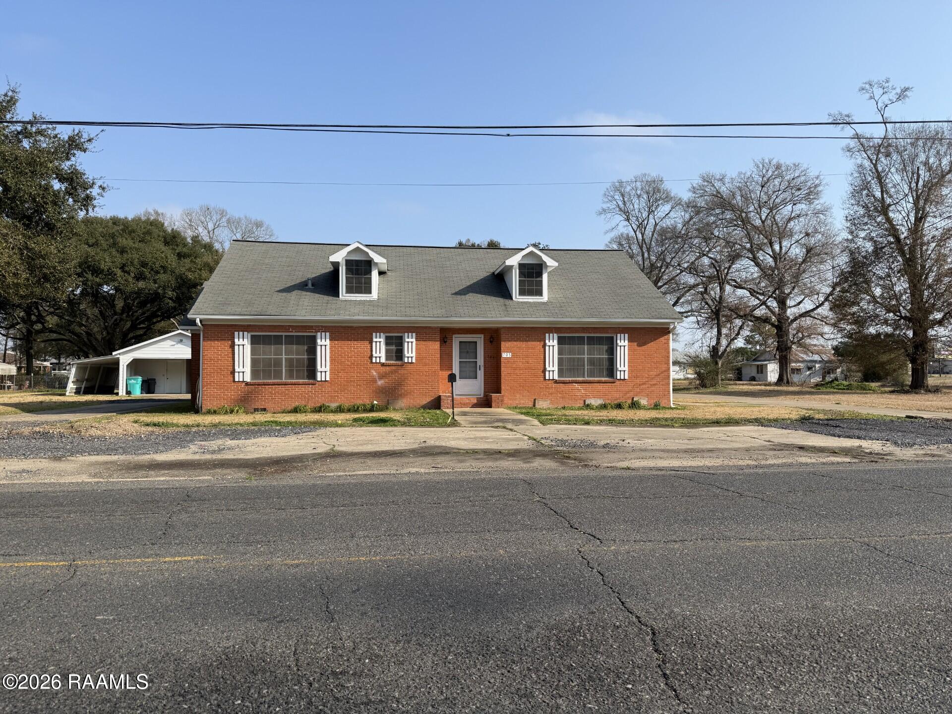 705 East Lincoln Road Ville Platte, LA 70586 - Photo 1 of 13 Front View