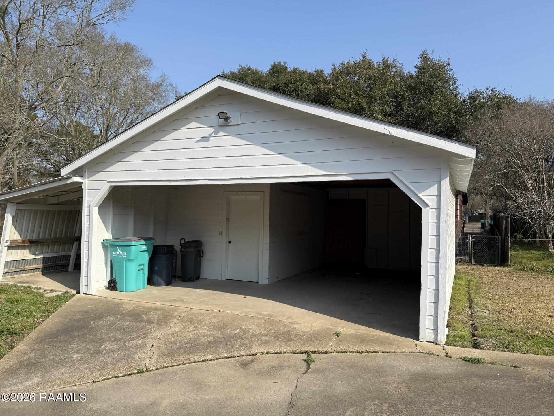 705 East Lincoln Road Ville Platte, LA 70586 - Photo 11 of 13 018c9dd2-3725-484e-8fee-efe336df442c