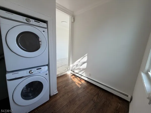 $2,600 | 432 Bloomfield Avenue, Montclair, NJ 07042