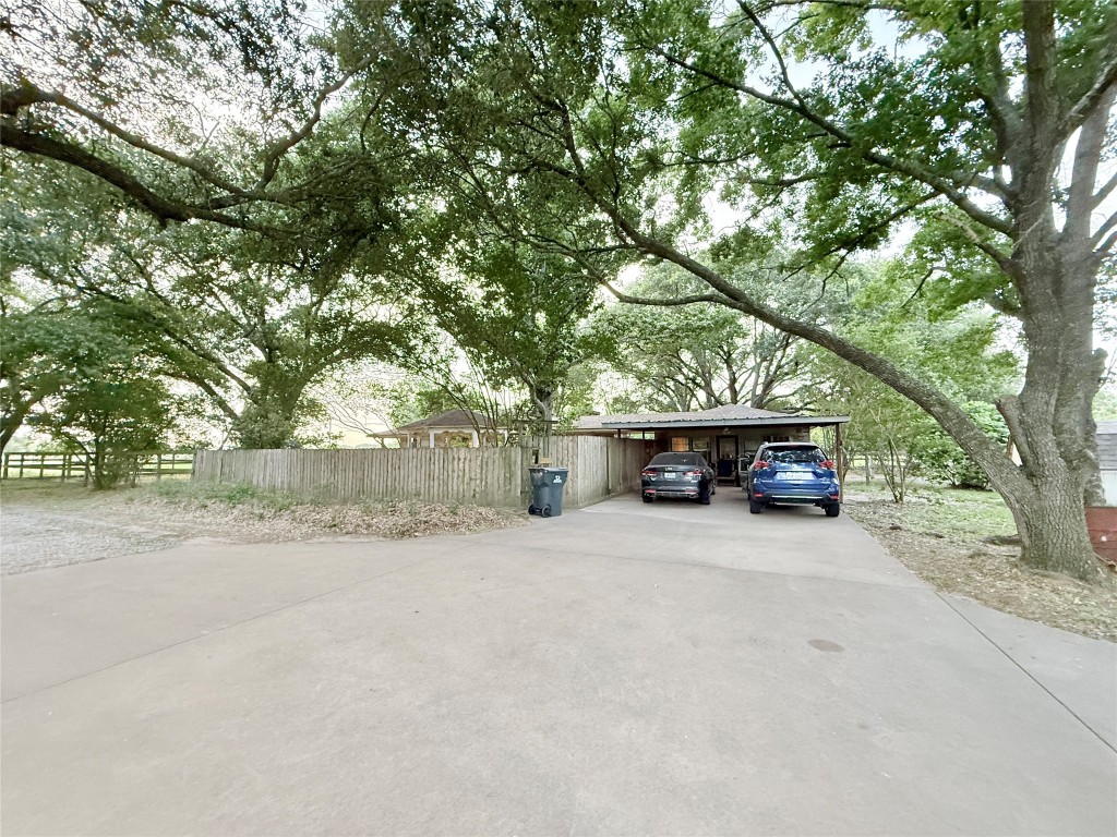 20510 Kickapoo Road Waller, TX 77484 - Photo 19 of 39