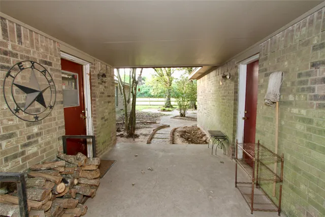 $1,691,652 | 20510 Kickapoo Road, Waller, TX 77484