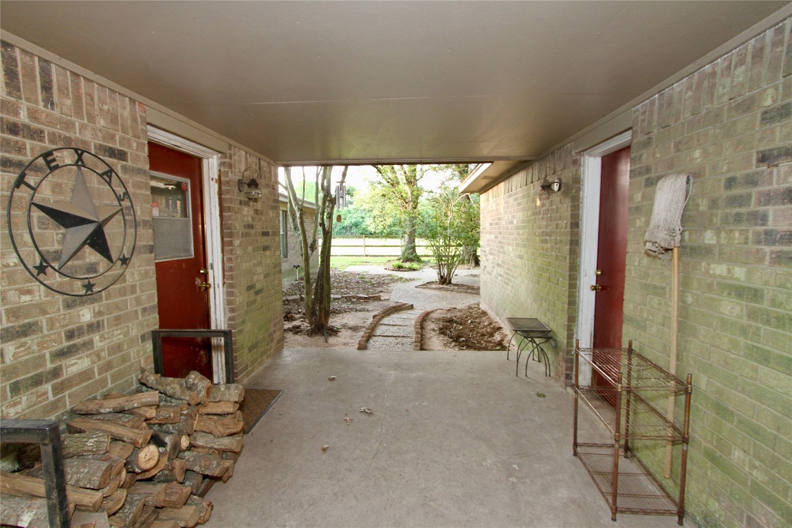 20510 Kickapoo Road Waller, TX 77484 - Photo 20 of 39