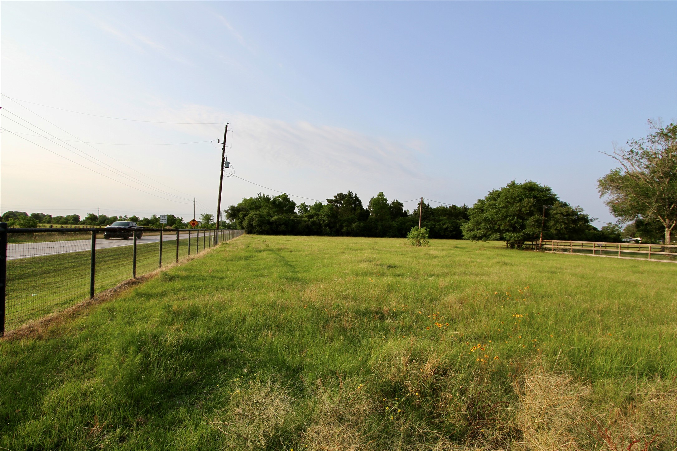 20510 Kickapoo Road Waller, TX 77484 - Photo 38 of 39 Over 600’ of frontage on Kickapoo road.