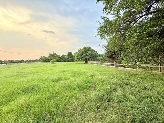 $1,691,652 | 20510 Kickapoo Road, Waller, TX 77484