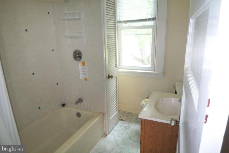 7928 Bridge Avenue Rosedale, MD 21237 - Photo 4 of 8 Bath #1
