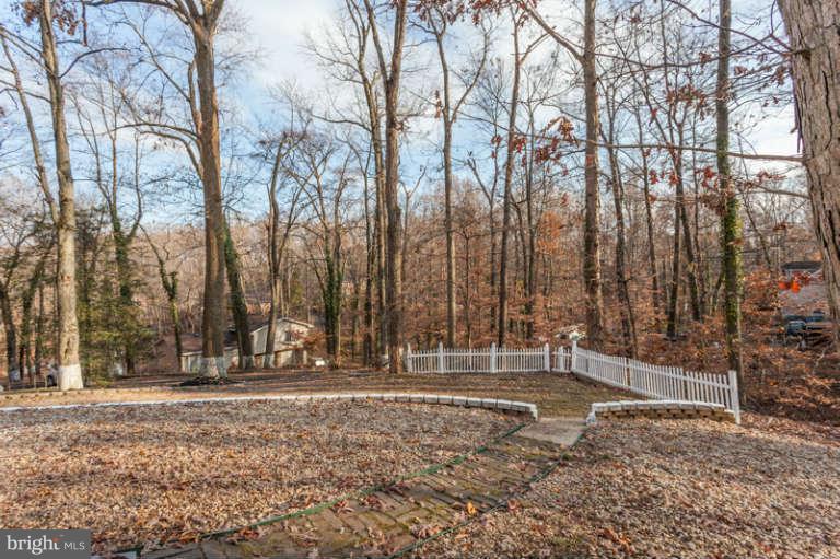 7613 Locust Lane Fort Washington, MD 20744 - Photo 13 of 26 View