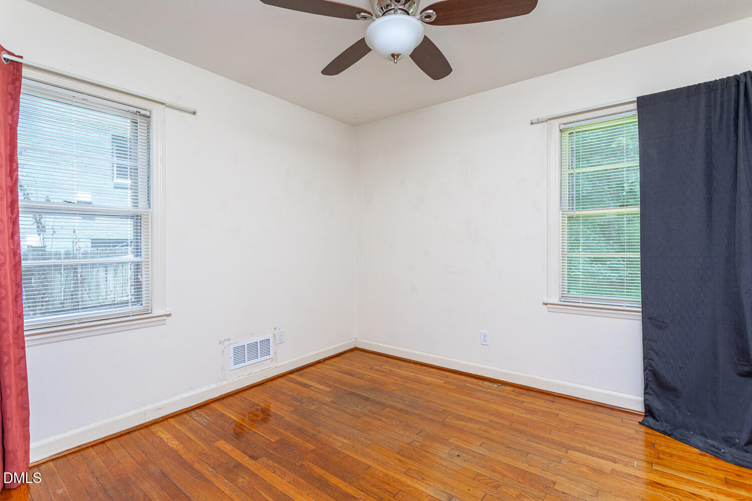 2602 Wade Avenue Raleigh, NC 27607 - Photo 22 of 38 machikas-2602-wade-24