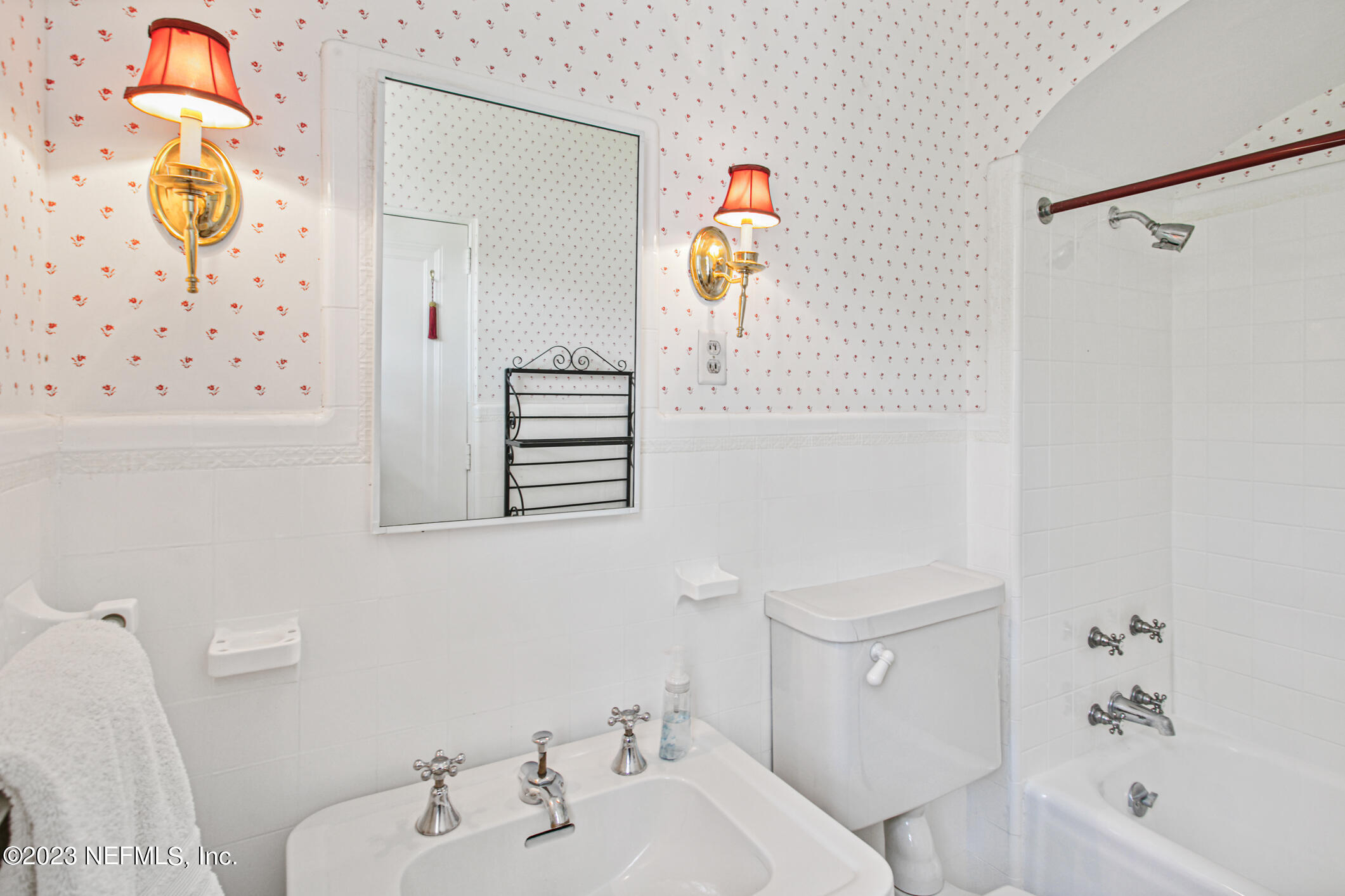 2103 River Road Jacksonville, FL 32207 - Photo 33 of 67 BEDROOM #2 BATH