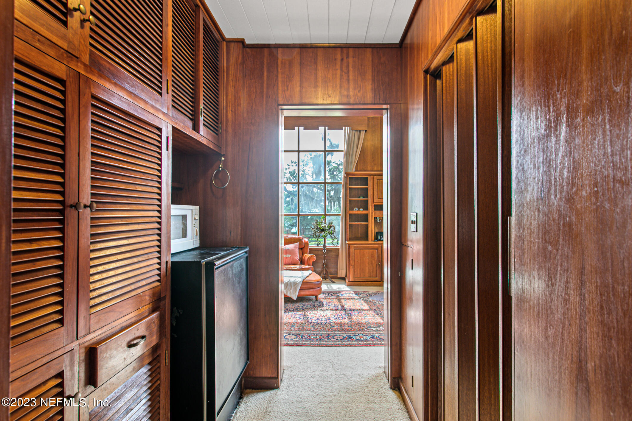 2103 River Road Jacksonville, FL 32207 - Photo 34 of 67 STORAGE & CLOSETS