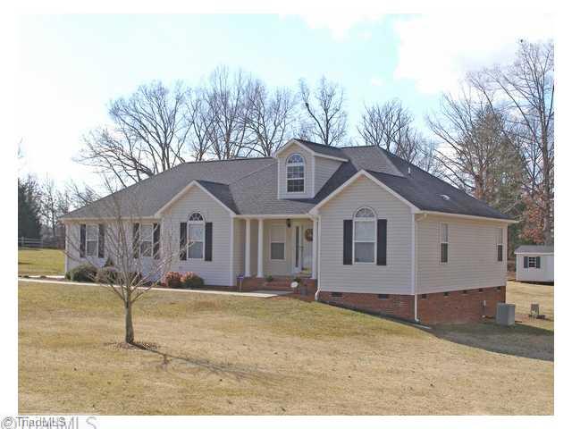 7200 Senepole Road Randleman, NC 27317 - Photo 1 of 15 Exterior Front.