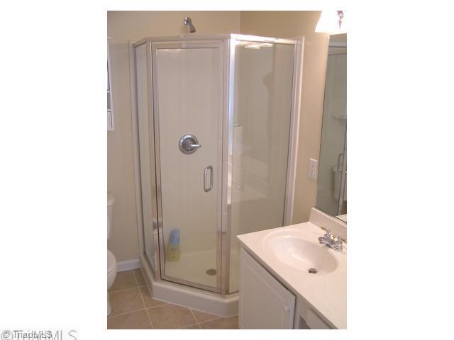 7200 Senepole Road Randleman, NC 27317 - Photo 11 of 15 Master Bath/Spa.