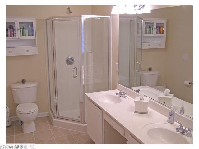 7200 Senepole Road Randleman, NC 27317 - Photo 10 of 15 Master Bath/Spa.