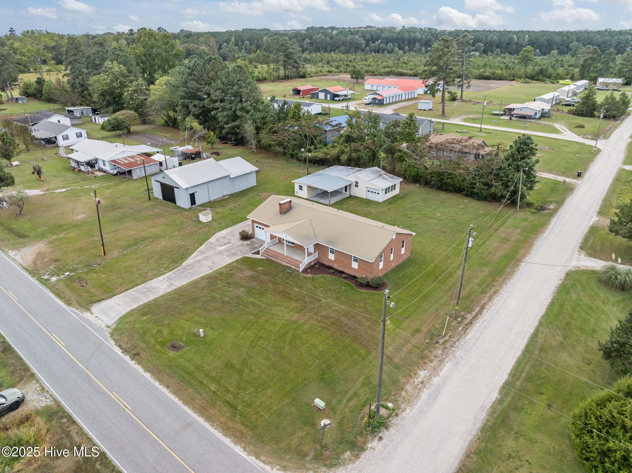 1420 Tyner Road Williamston, NC 27892 - Photo 7 of 49 7-web-or-mls-DJI_0644