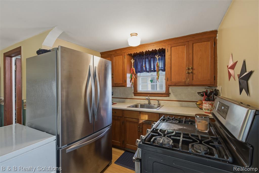 23644 East Main Street Armada, MI 48005 - Photo 12 of 50