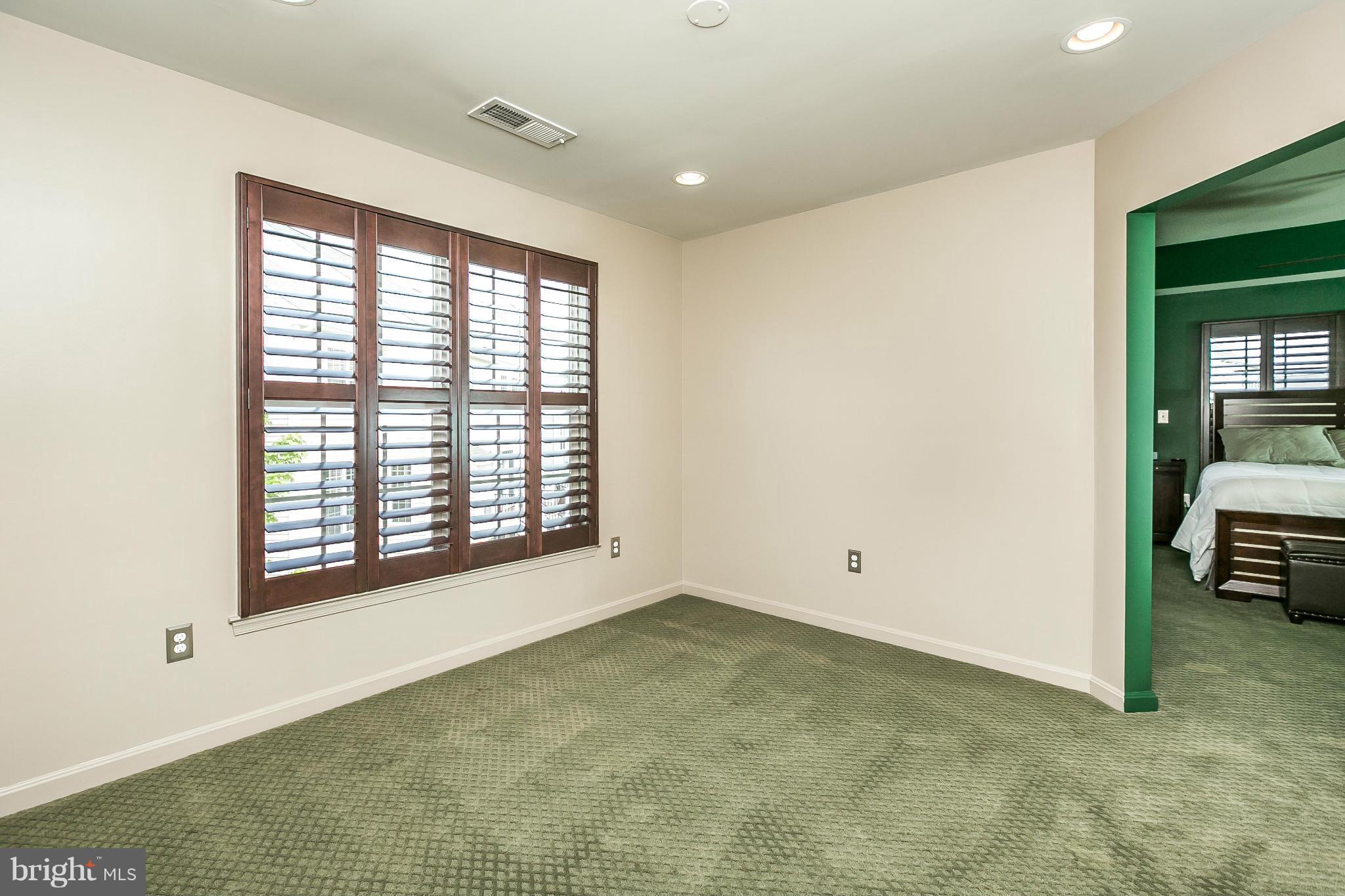 2316 Winterwood Road Baltimore, MD 21209 - Photo 18 of 30 Bath (Master)