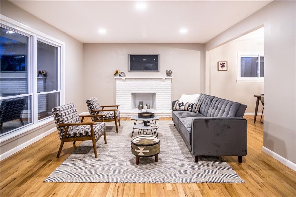 1351 Anderson Road Pittsburgh, PA 15209 - Photo 3 of 25