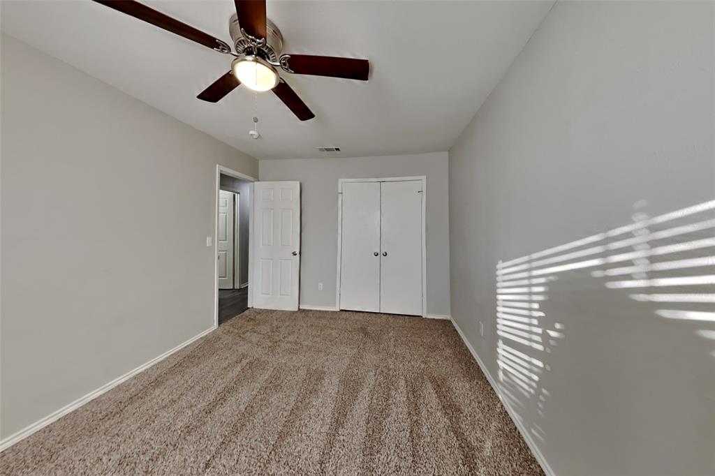 505 Newport Way Euless, TX 76039 - Photo 12 of 19