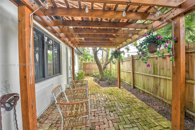 $849,000 | 110 North 16th Avenue, Hollywood, FL 33020