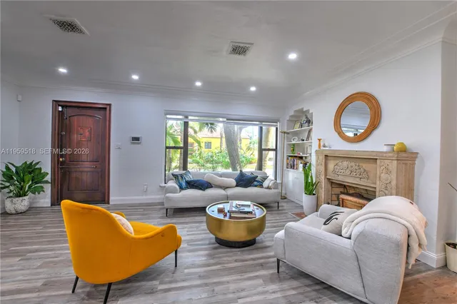 $849,000 | 110 North 16th Avenue, Hollywood, FL 33020