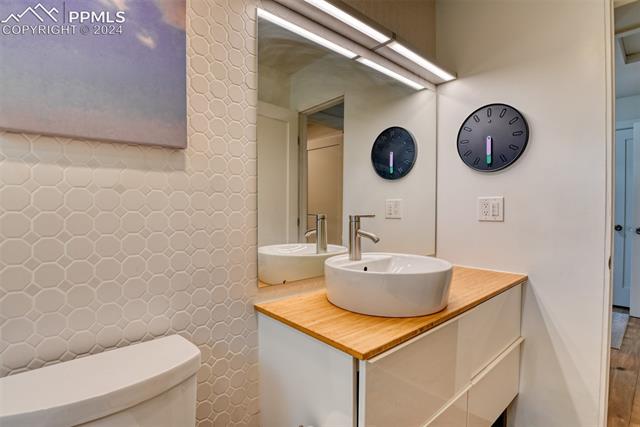 2738 Rigel Drive Colorado Springs, CO 80906 - Photo 23 of 50 Full bath
