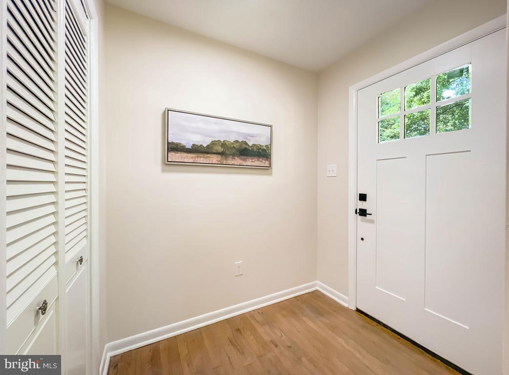 21 Stephen Road Camp Hill, PA 17011 - Photo 4 of 28 Gallery Image 4