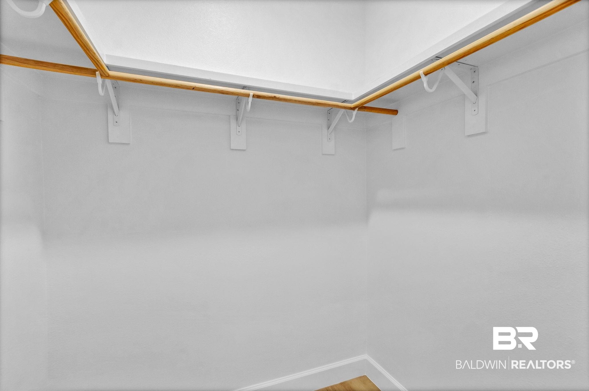 20265 Erin Pond Road Seminole, AL 36574 - Photo 47 of 97 View of spacious closet