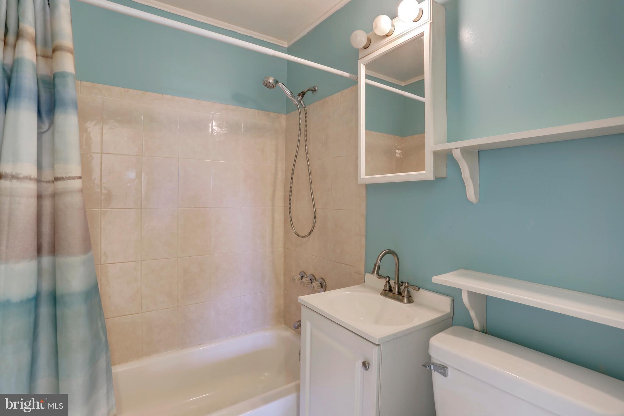 11807 Idlewood Road Silver Spring, MD 20906 - Photo 8 of 30 Main Level Bath