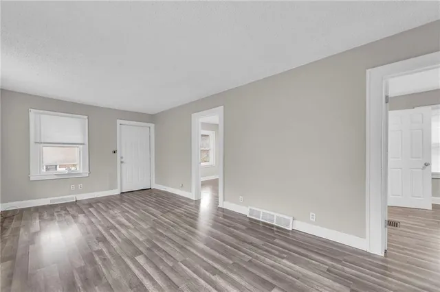 $79,995 | 5706 Wabash Avenue, Kansas City, MO 64130