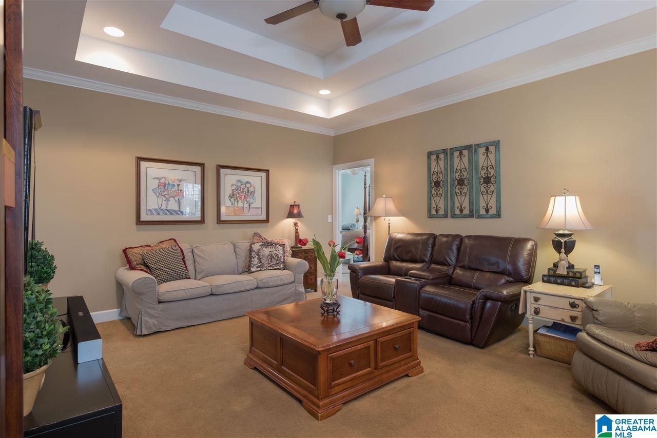 514 Wynlake Court Alabaster, AL 35007 - Photo 9 of 50