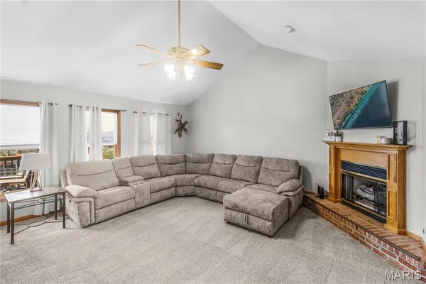 $405,000 | 134 Autumn Ridge, Altenburg, MO 63732