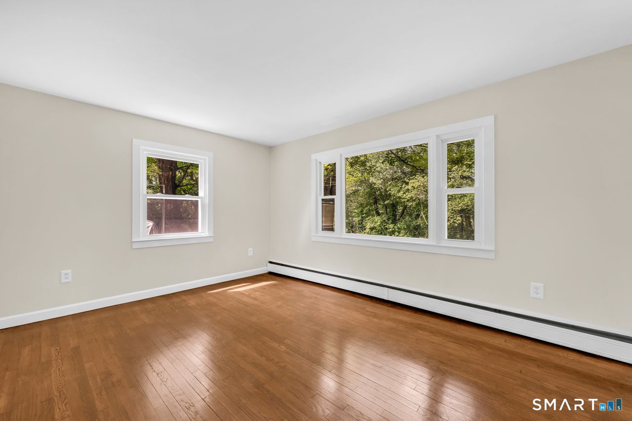 425 Lakeside Road Morris, CT 06763 - Photo 5 of 23 Gallery Image 5