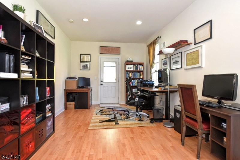 1 Kingsland Road Montville, NJ 07005 - Photo 12 of 33