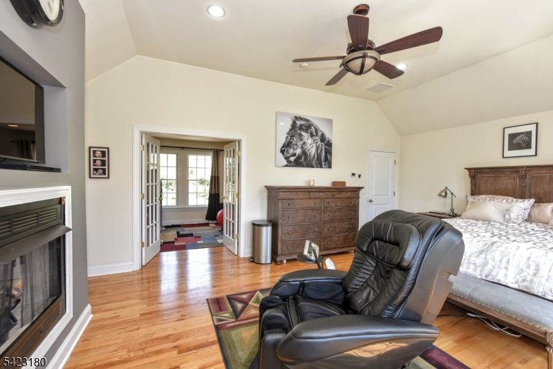 1 Kingsland Road Montville, NJ 07005 - Photo 17 of 33