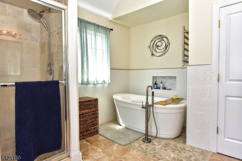 1 Kingsland Road Montville, NJ 07005 - Photo 20 of 33