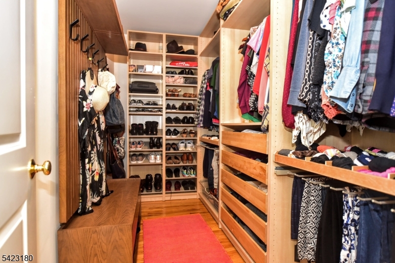 1 Kingsland Road Montville, NJ 07005 - Photo 21 of 33