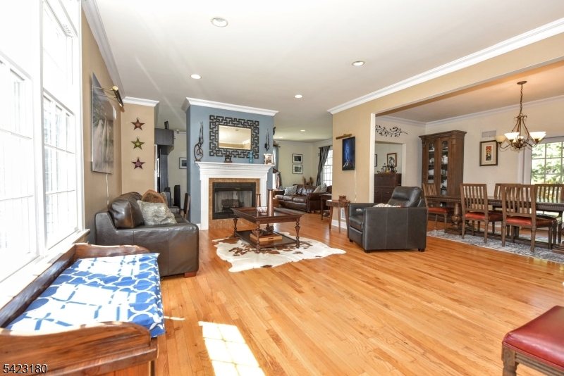 1 Kingsland Road Montville, NJ 07005 - Photo 5 of 33