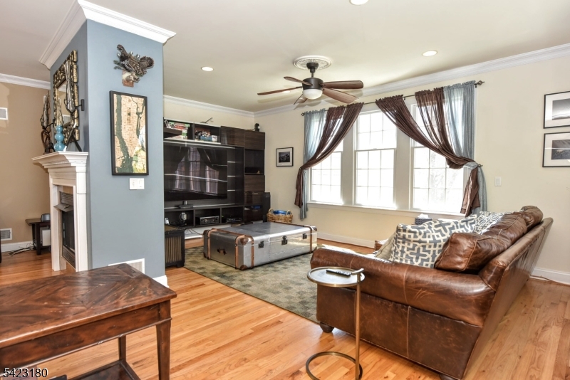 1 Kingsland Road Montville, NJ 07005 - Photo 7 of 33