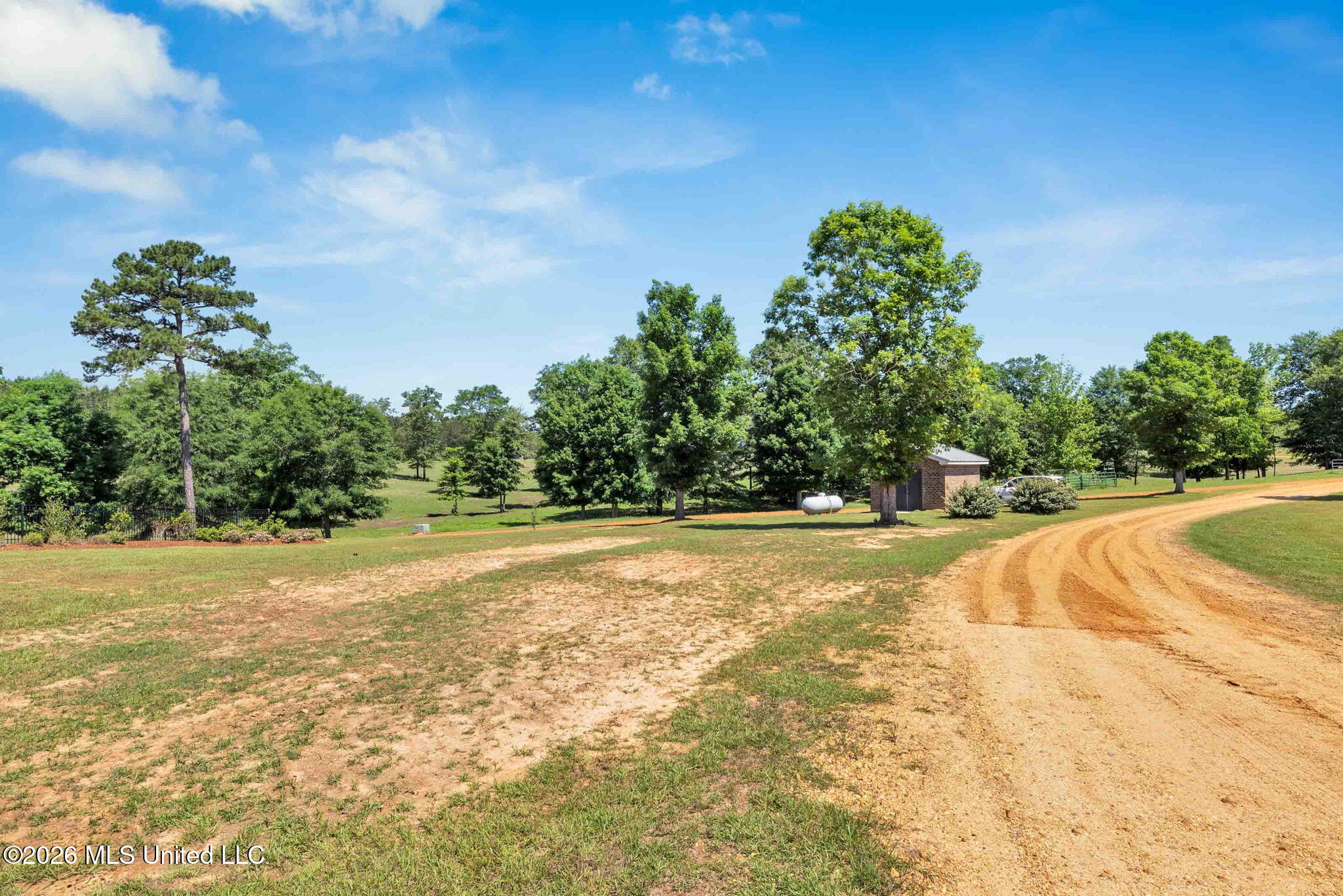 1050 Somerset Road Southeast Bogue Chitto, MS 39629 - Photo 13 of 71 10-web-or-mls-untitled-6908