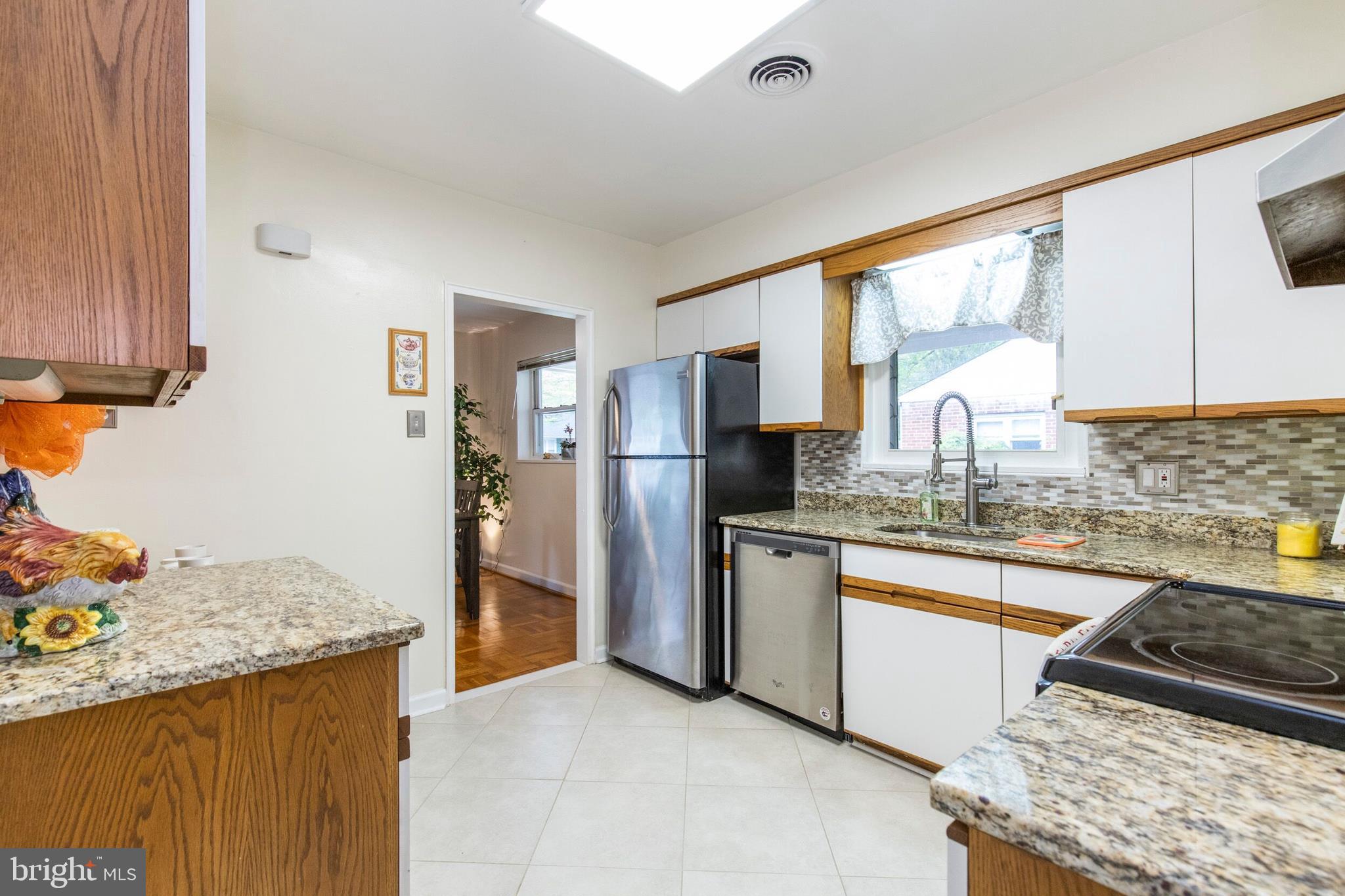 105 Homewood Road Wilmington, DE 19803 - Photo 13 of 28 Kitchen granite countertops