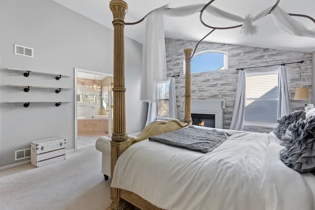 $595,000 | 69 Telluride Court, Gilberts, IL 60136