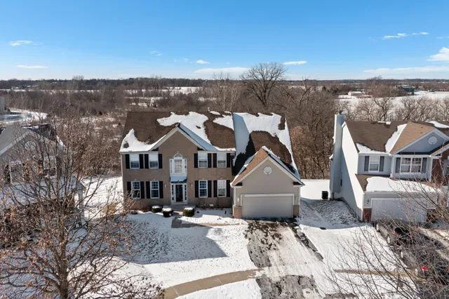 $595,000 | 69 Telluride Court, Gilberts, IL 60136