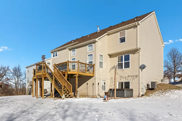 $595,000 | 69 Telluride Court, Gilberts, IL 60136