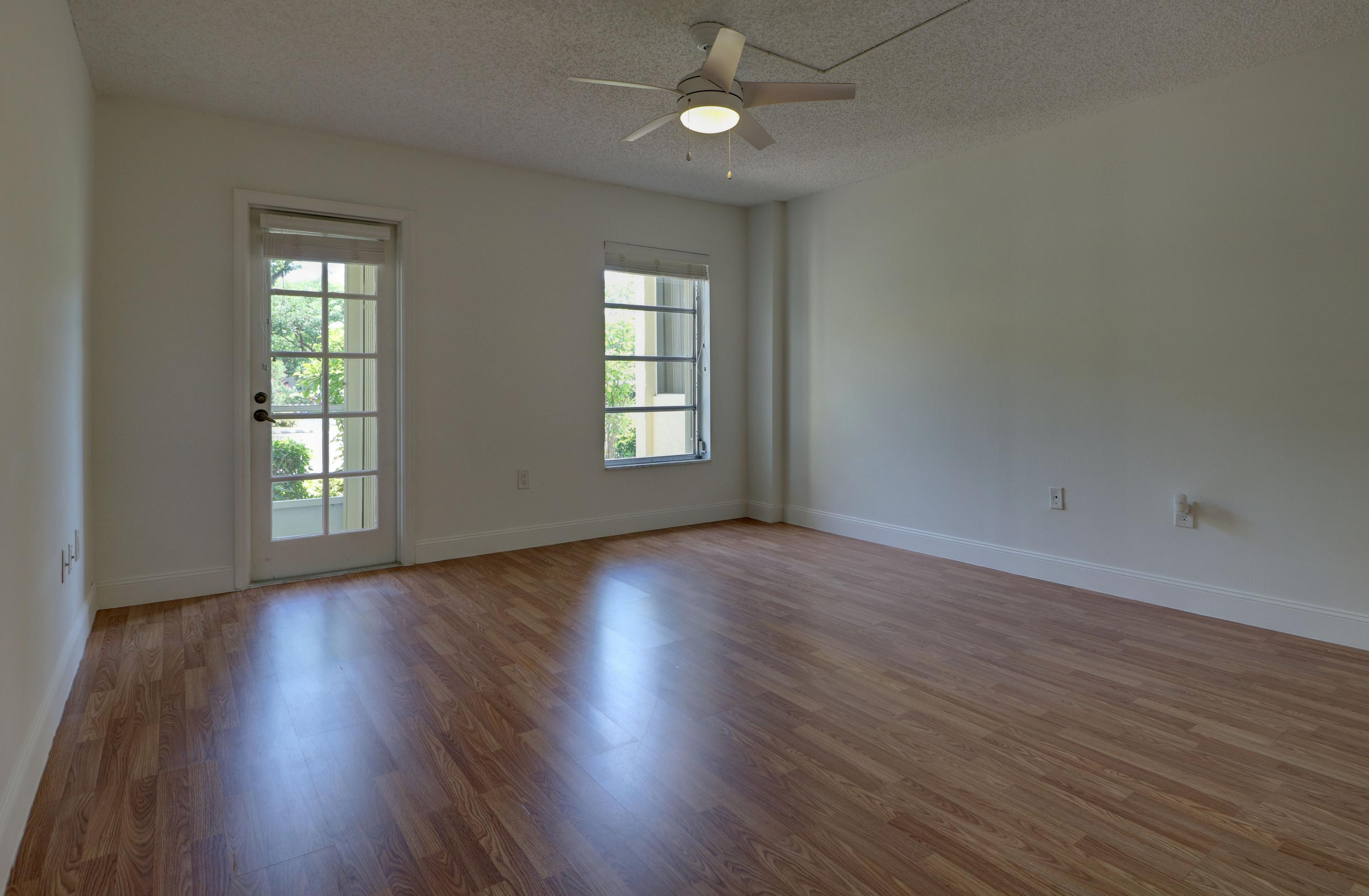 951 De Soto Road, Unit 131 Boca Raton, FL 33432 - Photo 11 of 43 Master Bedroom