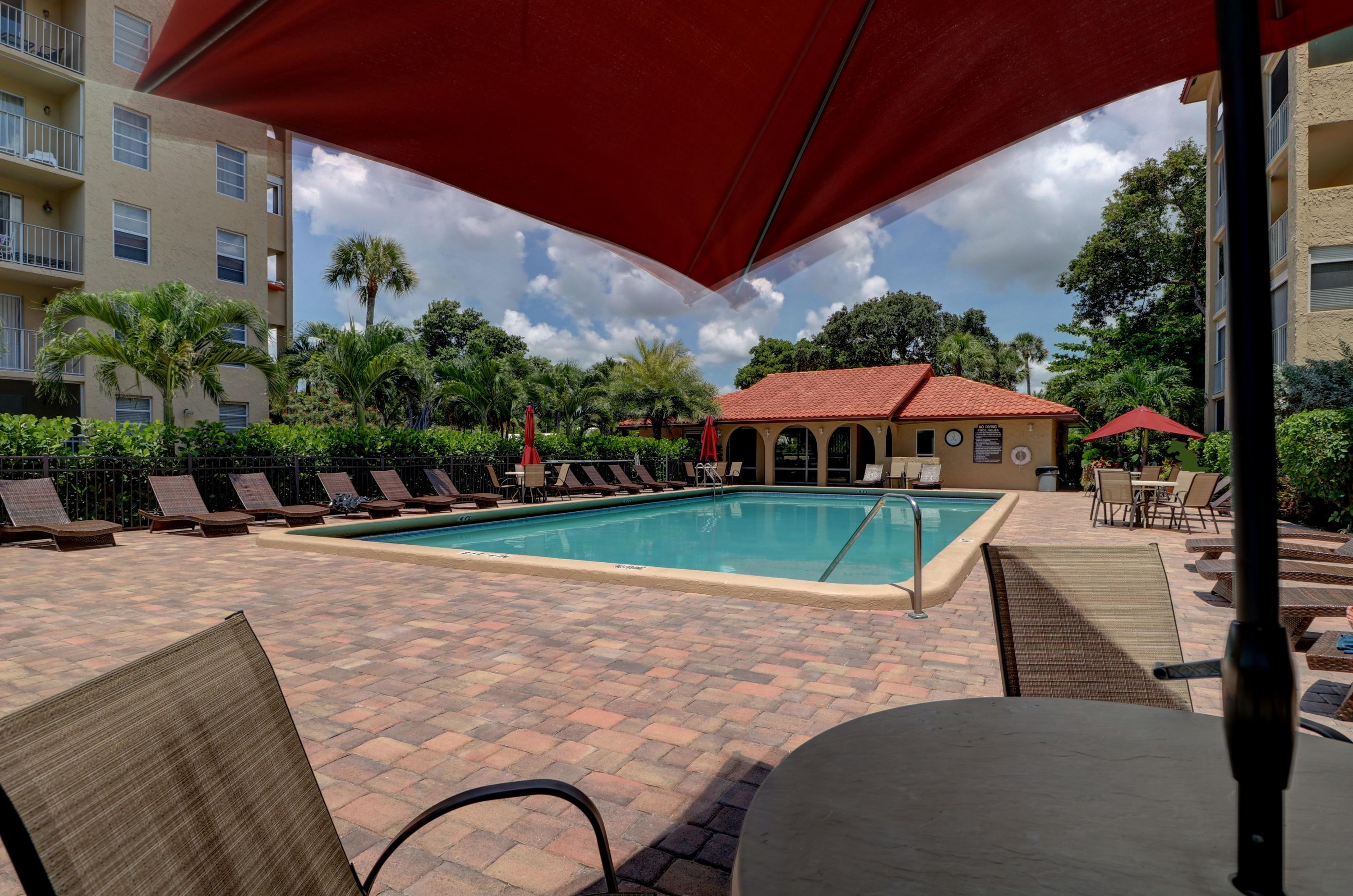 951 De Soto Road, Unit 131 Boca Raton, FL 33432 - Photo 24 of 43 Pool and Club House