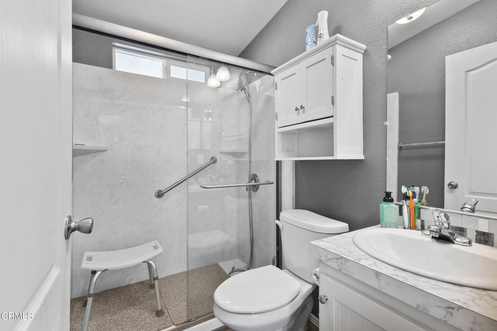 2136 Thrush Avenue, Unit 2136 Oxnard, CA 93033 - Photo 11 of 18 11_img_1848