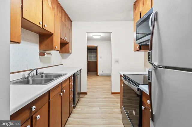 $2,395 | 103 Bell Air Place, Fredericksburg, VA 22405