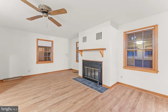 $2,395 | 103 Bell Air Place, Fredericksburg, VA 22405